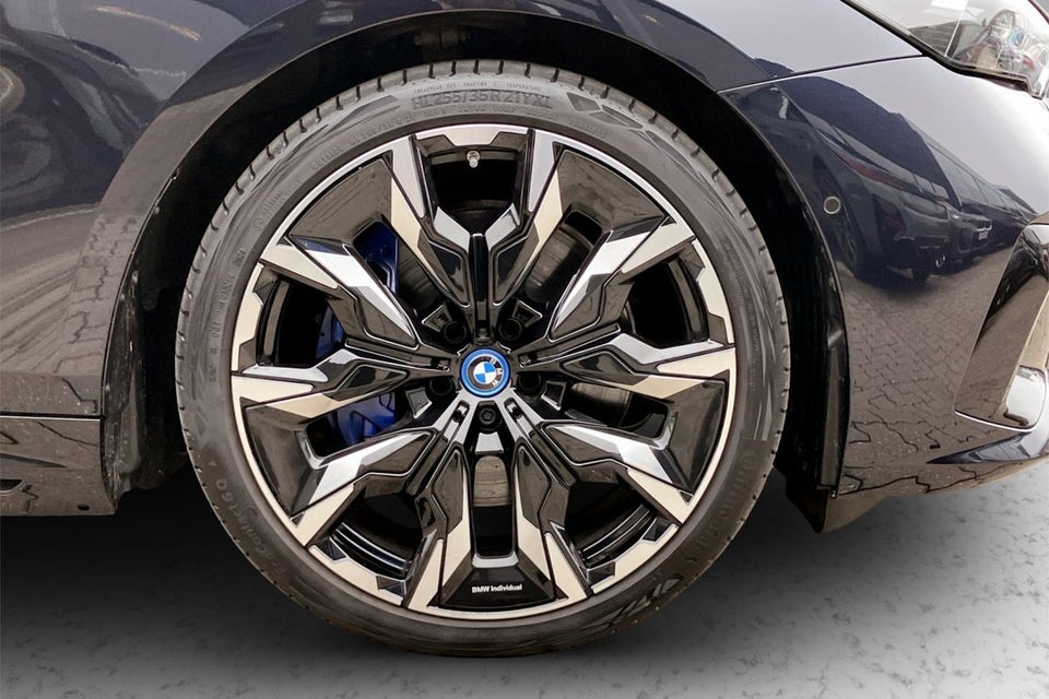 BMW i5 eDrive40 Touring Supercharged 5d