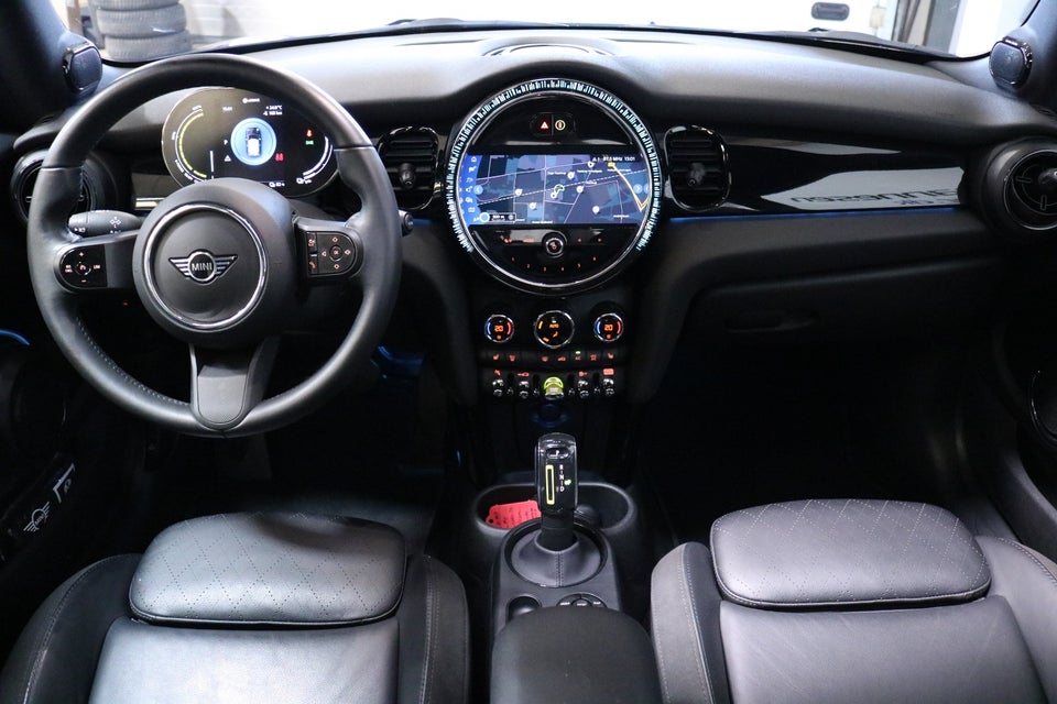 MINI Cooper SE Edition Premium Plus 3d