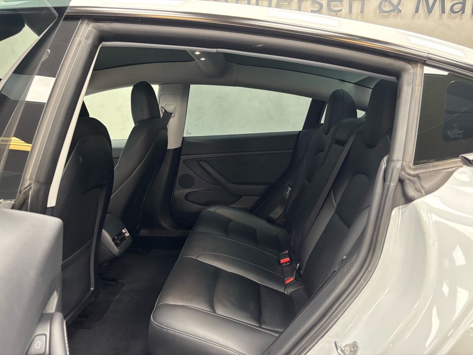 Tesla Model 3 Performance AWD 4d