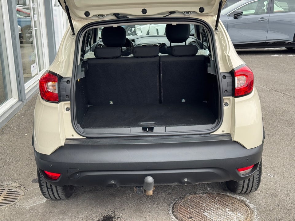 Renault Captur 0,9 TCe 90 Expression 5d