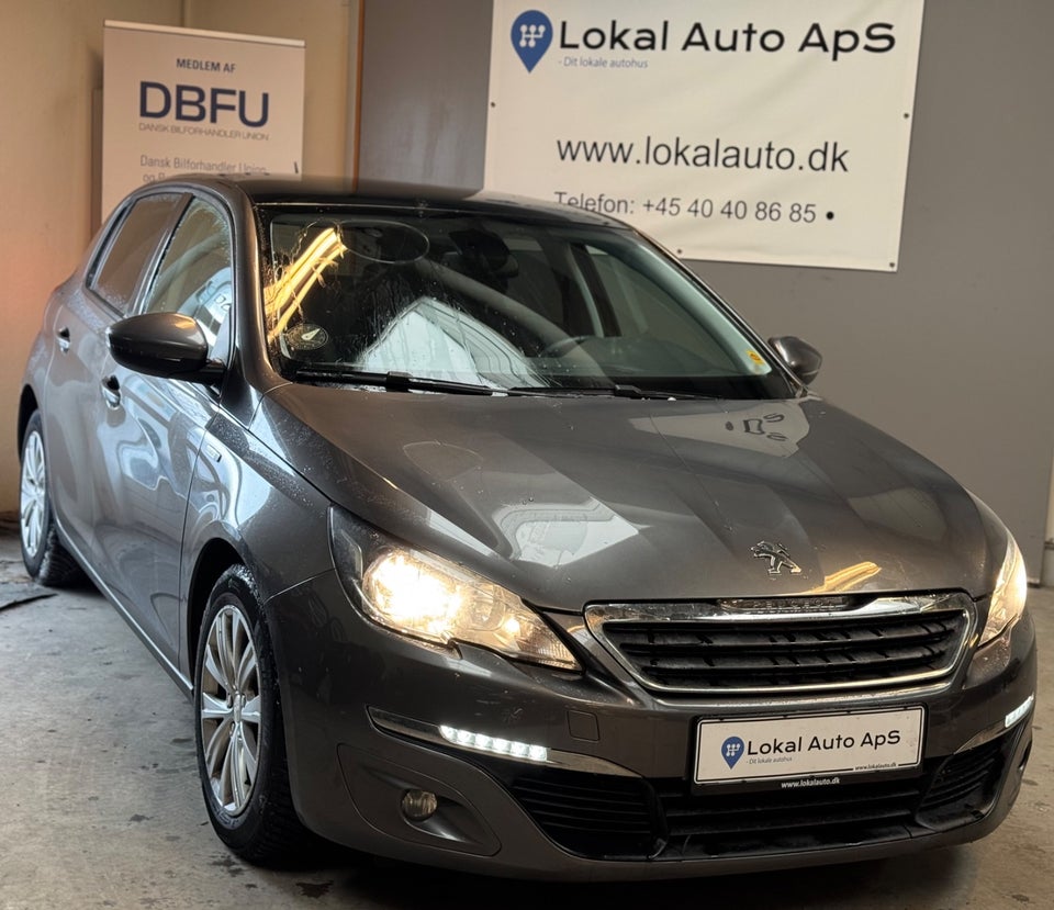 Peugeot 308 1,6 BlueHDi 120 Style Sky 5d