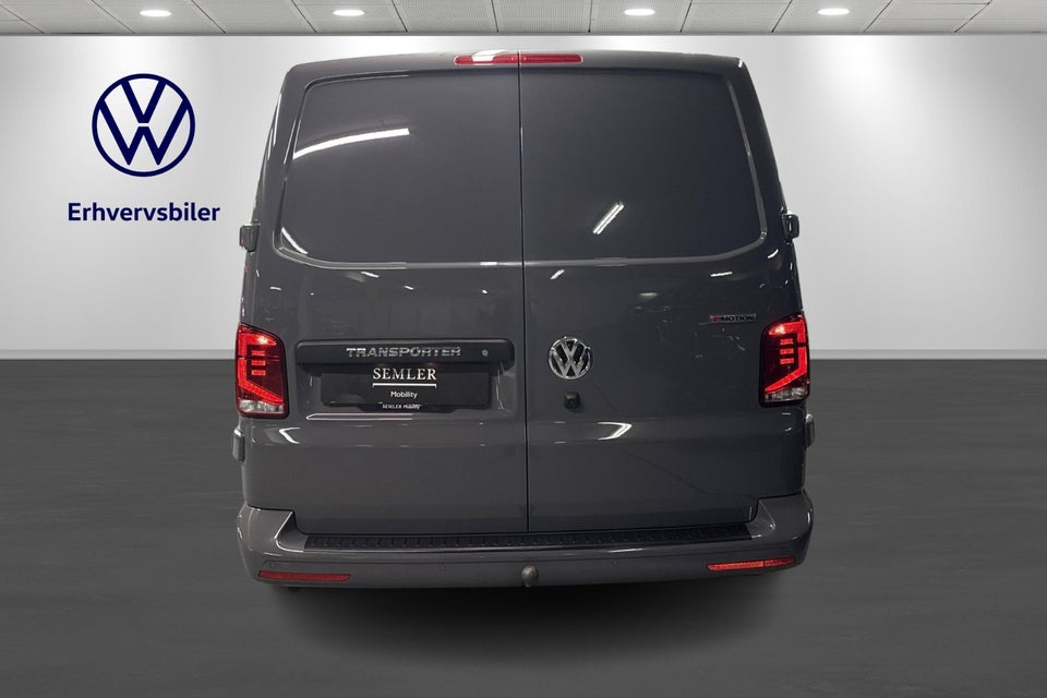 VW Transporter 2,0 TDi 204 Kassevogn DSG 4Motion kort