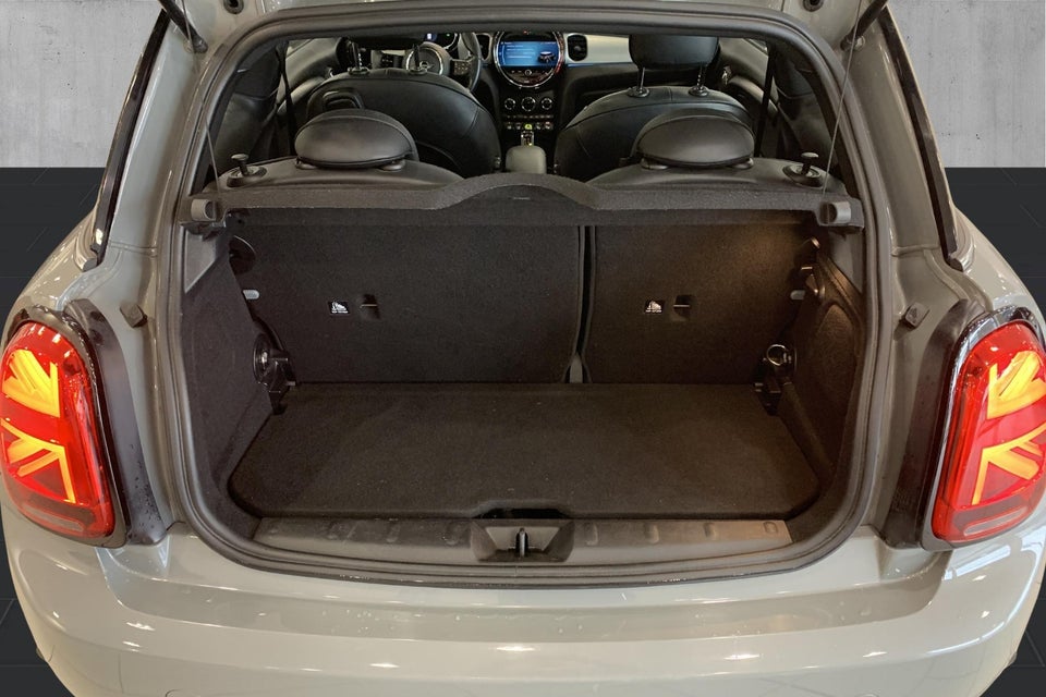 MINI Cooper SE Maximise 3d
