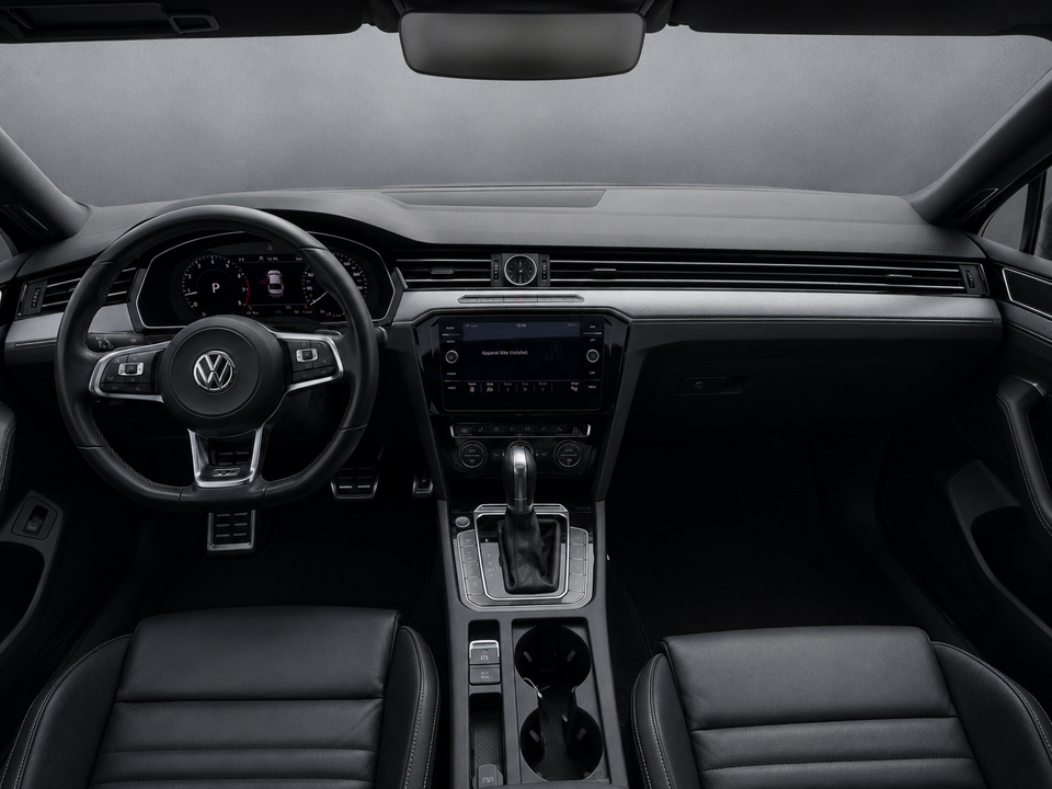 VW Passat 1,4 TSi 150 R-line DSG 4d