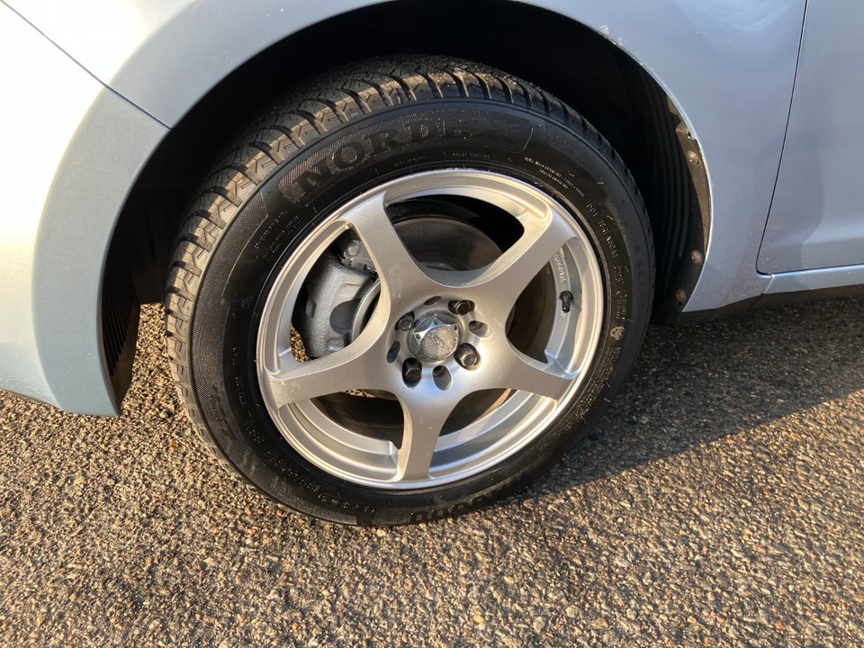 Hyundai i20 1,25 Classic XTR 5d