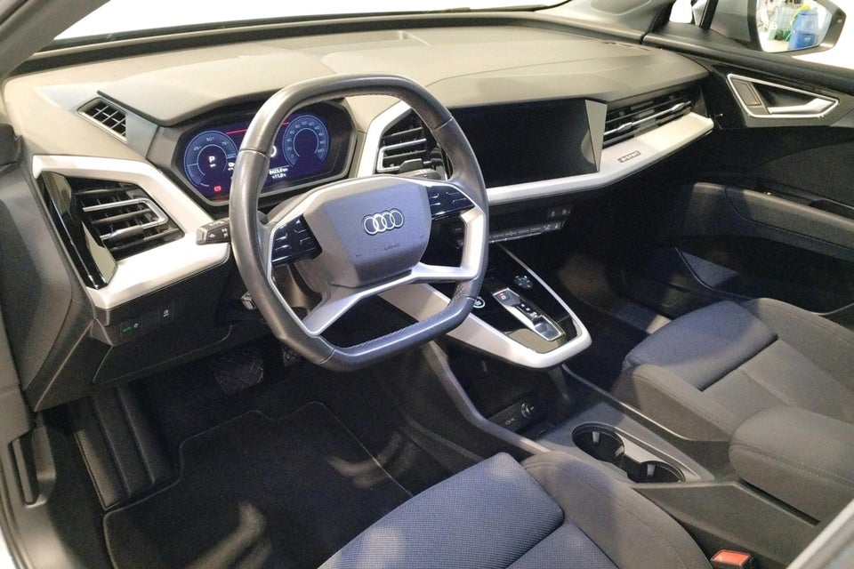 Audi Q4 e-tron 40 Attitude 5d