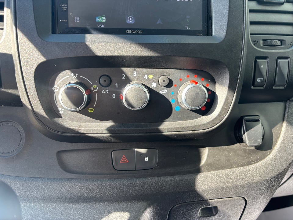 Renault Trafic T29 2,0 dCi 170 L2H1 EDC