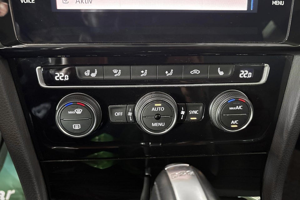 VW Golf VII 1,5 TSi 150 Highline Variant DSG 5d