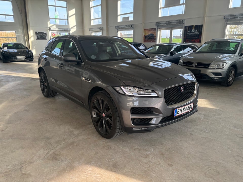 Jaguar F-Pace 3,0 D300 Portfolio aut. AWD 5d