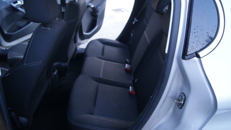 Peugeot 208 1,6 BlueHDi 100 Active 5d