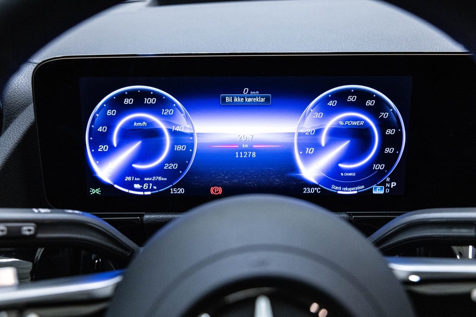 Mercedes EQA350 AMG Premium 4Matic 5d