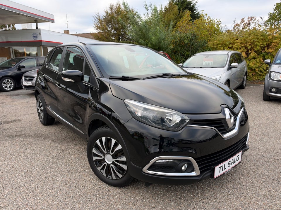Renault Captur 0,9 TCe 90 Expression 5d