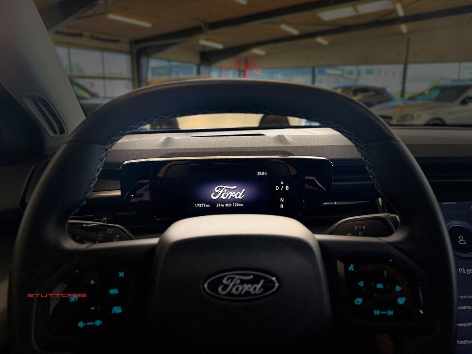 Ford Explorer 77 Select Extended Range 5d