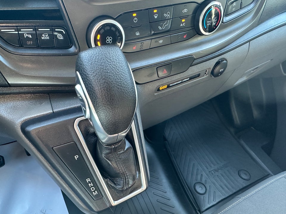 Ford Transit Custom 300 L2 2,0 TDCi 130 Trend aut.