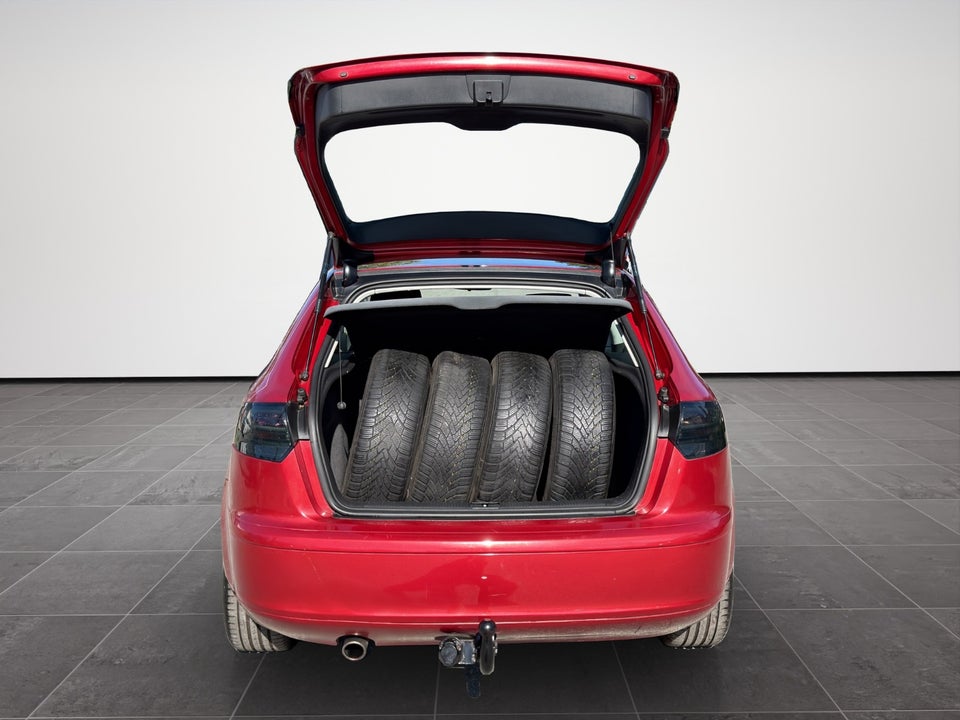 Audi A3 1,6 Ambiente Sportback 5d