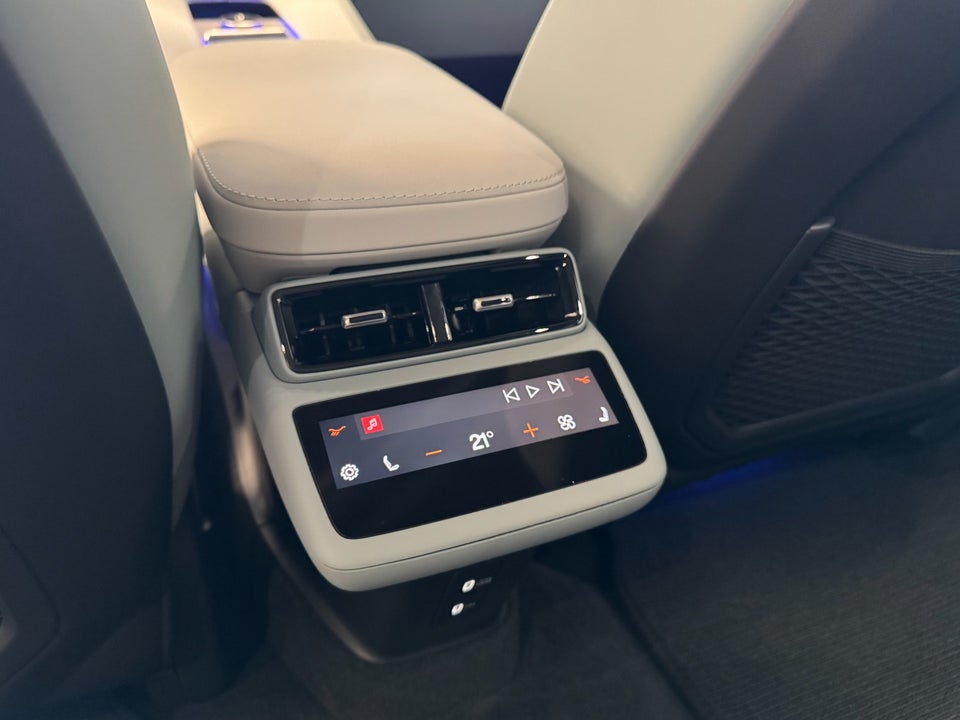 Polestar 4 Long Range AWD 5d