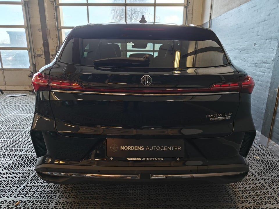 MG Marvel R Luxury 5d