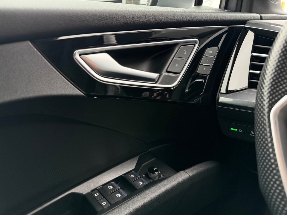 Audi Q4 e-tron 45 S-line Sportback quattro 5d