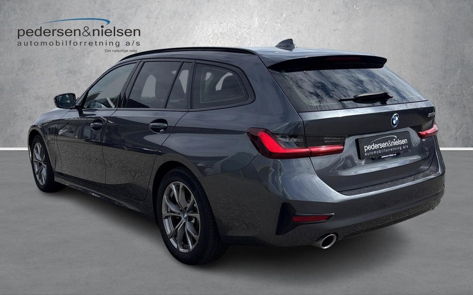 BMW 330e 2,0 Touring Sport Line aut. 5d