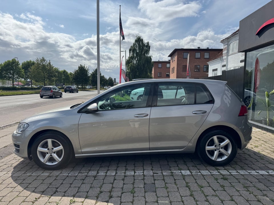 VW Golf VII 1,2 TSi 105 Trendline BMT 5d