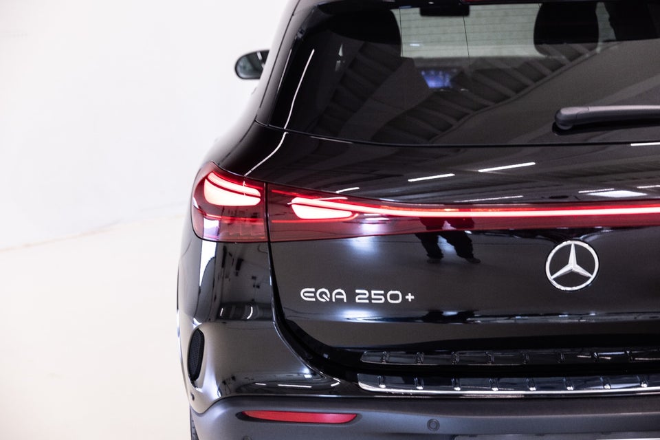 Mercedes EQA250+ AMG Premium 5d