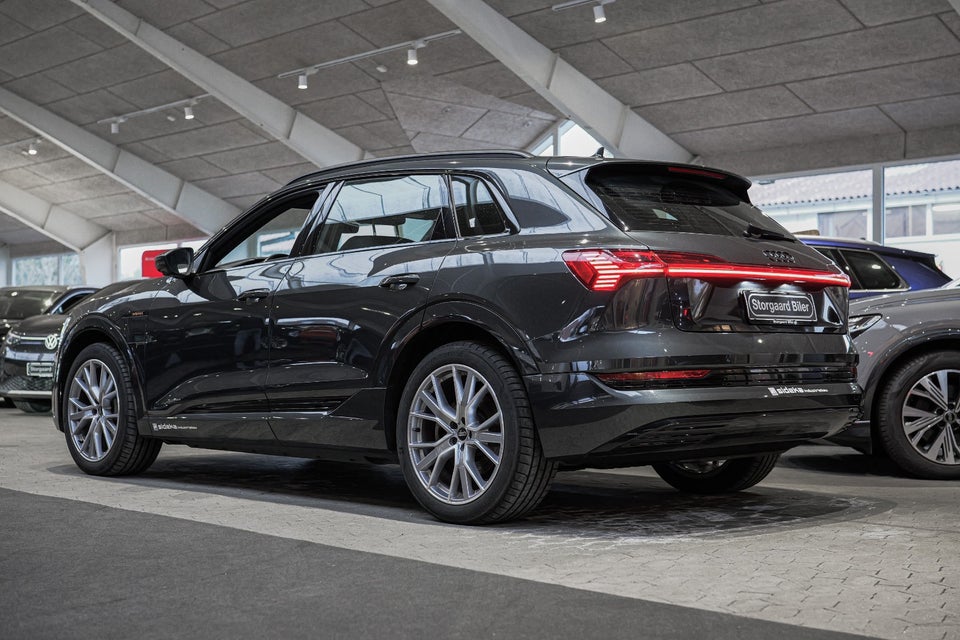 Audi e-tron 55 Advanced quattro 5d