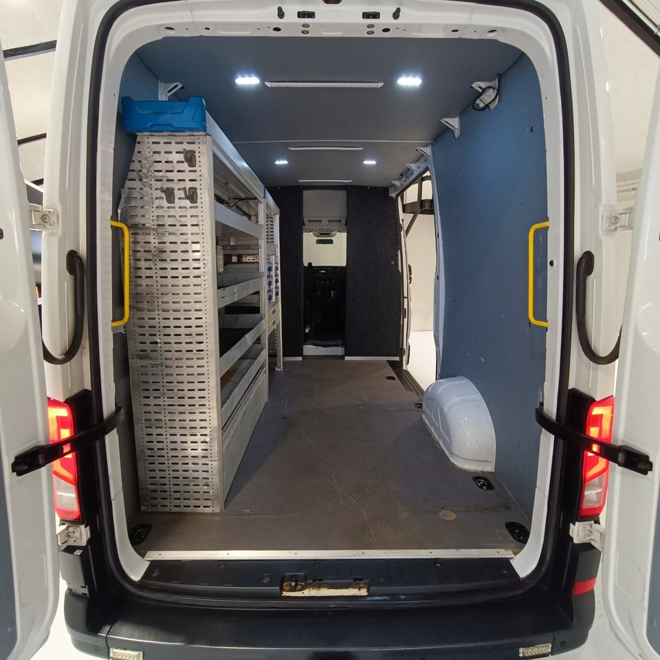 VW Crafter 35 2,0 TDi 140 Kassevogn L3H2