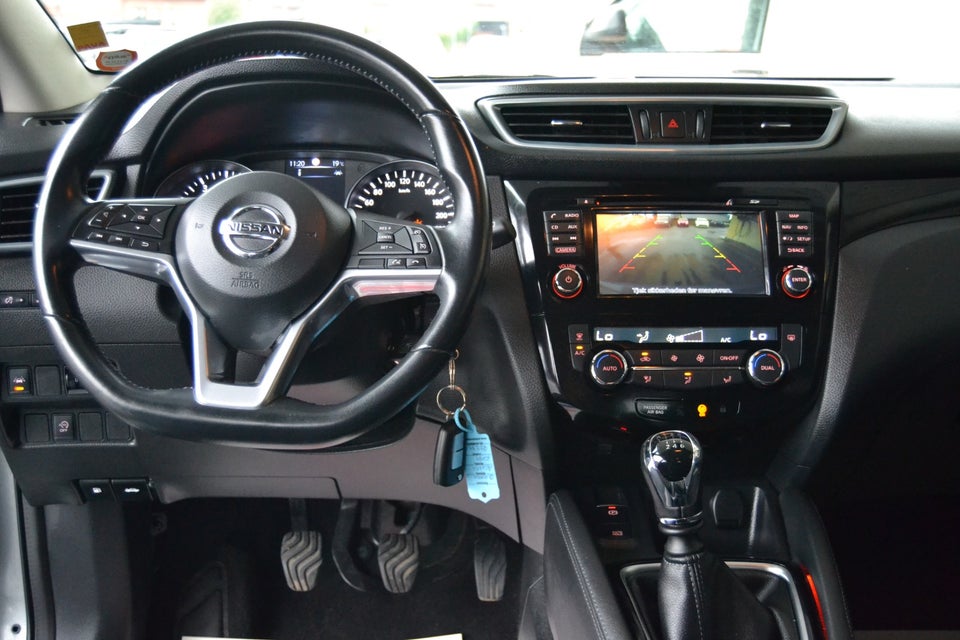 Nissan Qashqai 1,2 Dig-T 115 N-Connecta 5d