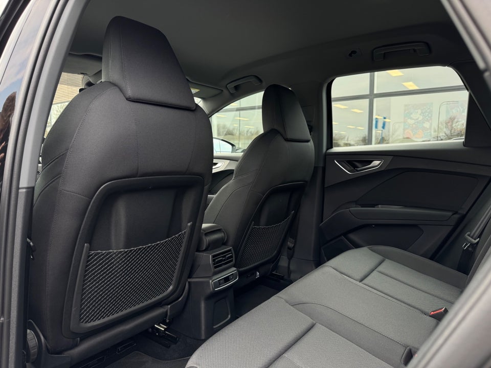 Audi Q4 e-tron 45 Progress 5d