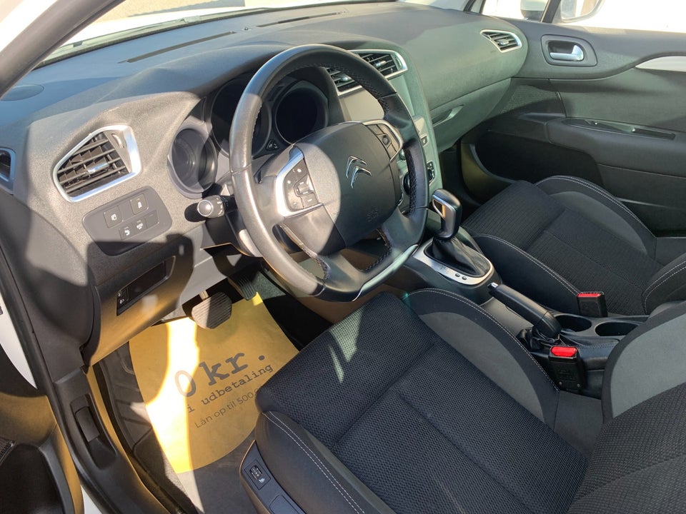 Citroën C4 1,6 BlueHDi 120 Feel Complet EAT6 5d