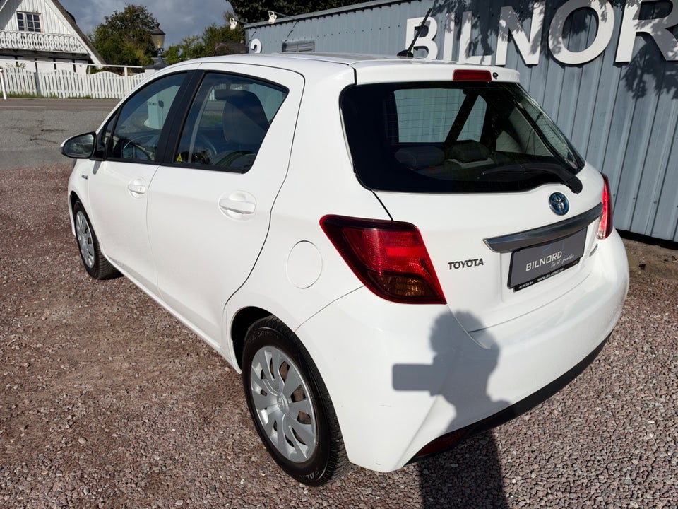 Toyota Yaris 1,5 Hybrid H2 e-CVT 5d