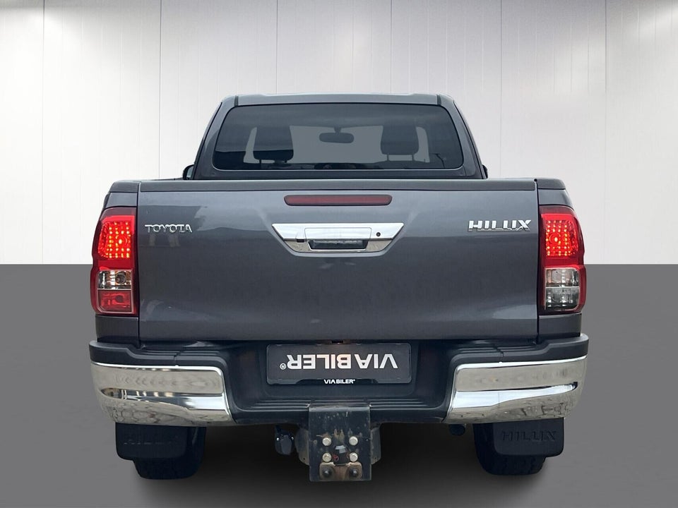 Toyota HiLux 2,4 D-4D 150 T3 Ex.Kab 4x4 4d