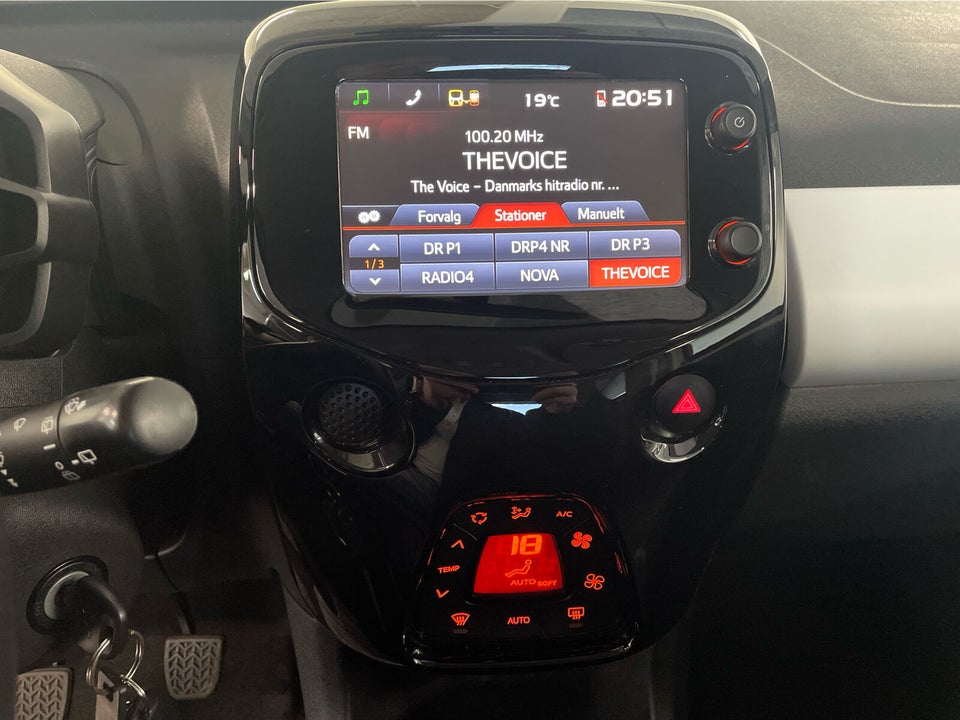 Peugeot 108 1,0 e-VTi 72 Allure 5d