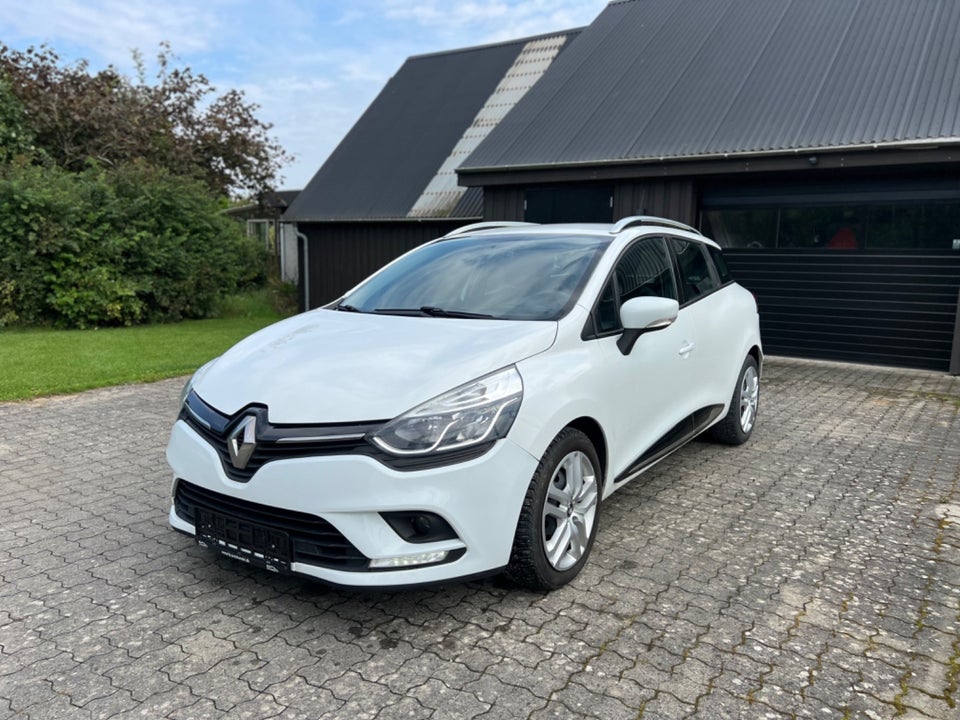 Renault Clio IV 1,5 dCi 90 Zen Sport Tourer 5d