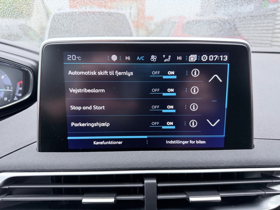 Peugeot 5008 1,5 BlueHDi 130 Allure 7prs 5d