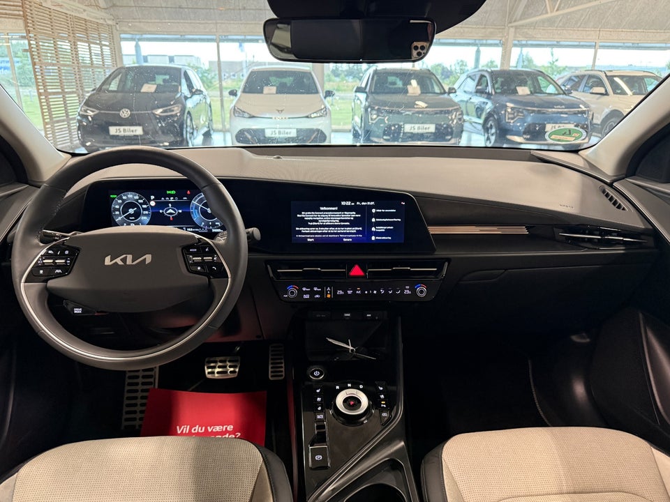 Kia Niro 64 EV Upgrade 5d