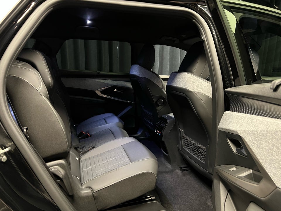 Peugeot e-5008 77 GT 7prs 5d