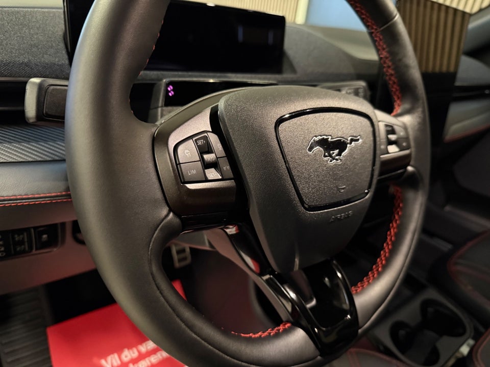 Ford Mustang Mach-E 98 Premium Extended Range 5d