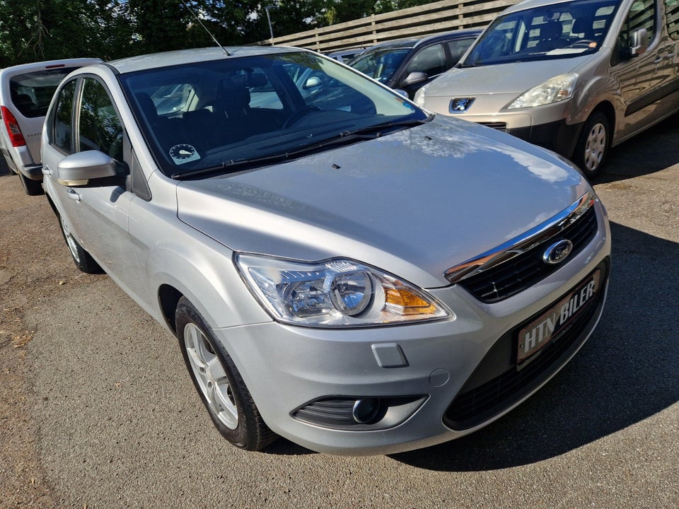 Ford Focus 1,6 Titanium 5d