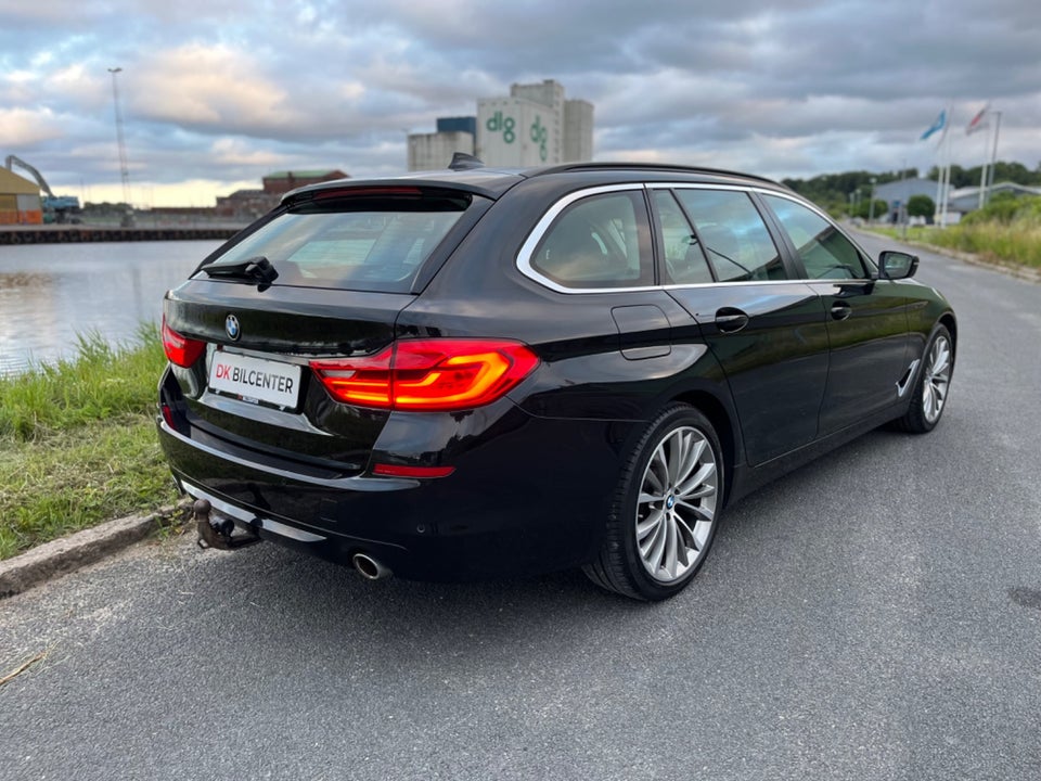 BMW 520d 2,0 Touring Connected aut. 5d