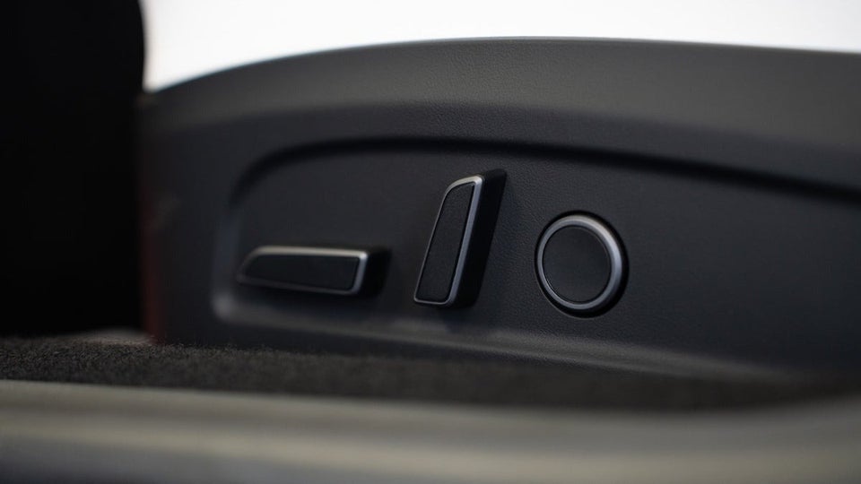 Tesla Model 3 RWD 4d