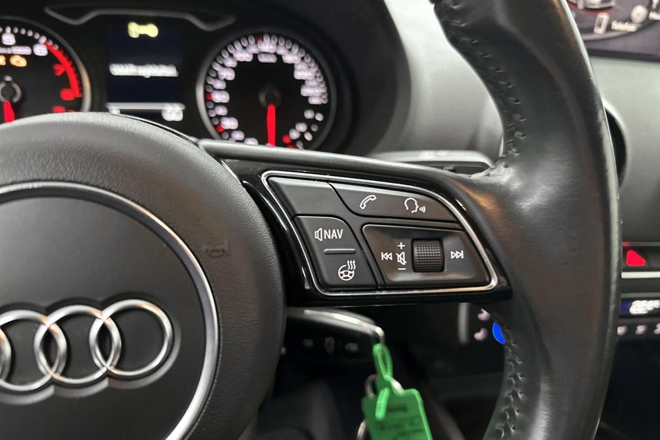 Audi A3 35 TFSi Sport Limited plus Cabriolet S-tr. 2d