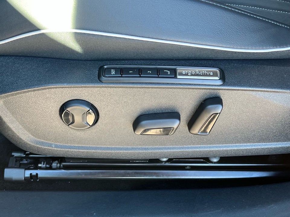 VW ID.5 77 Style 5d