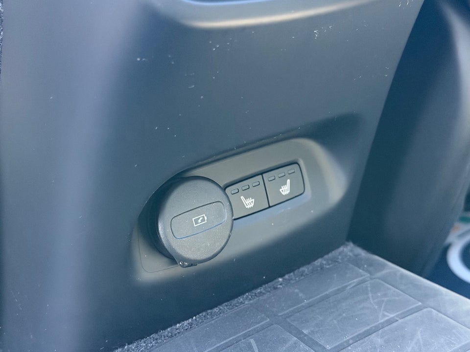 Volvo XC40 ReCharge Extended Range Ultimate 5d