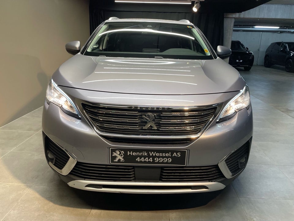 Peugeot 5008 1,2 e-THP 130 Allure 7prs 5d