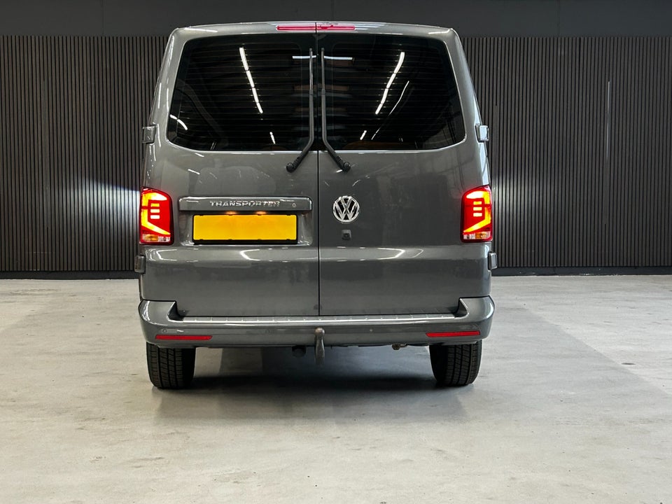 VW Transporter 2,0 TDi 204 Kassevogn DSG lang