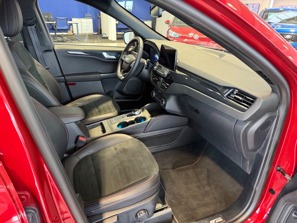 Ford Kuga 2,5 PHEV ST-Line X CVT 5d