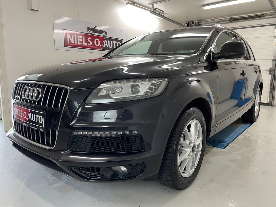 Audi Q7 4,2 FSi quattro Tiptr. Van 5d