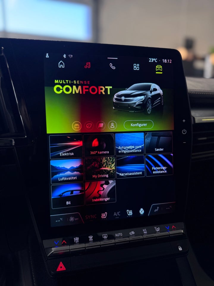 Renault Megane E-Tech 60 Iconic 5d