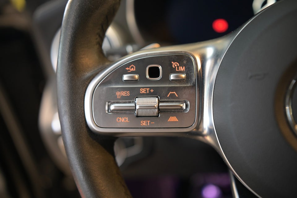 Mercedes C220 d 2,0 AMG Line Night Edition stc. aut. 5d